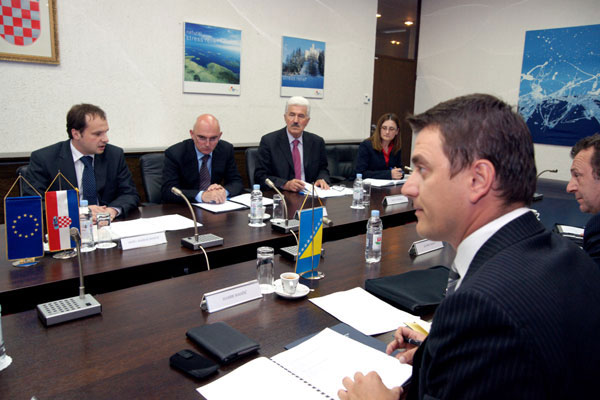 2012. 05. 03. - Sastanak ministara RH I B I H Inicijative za Sporazume